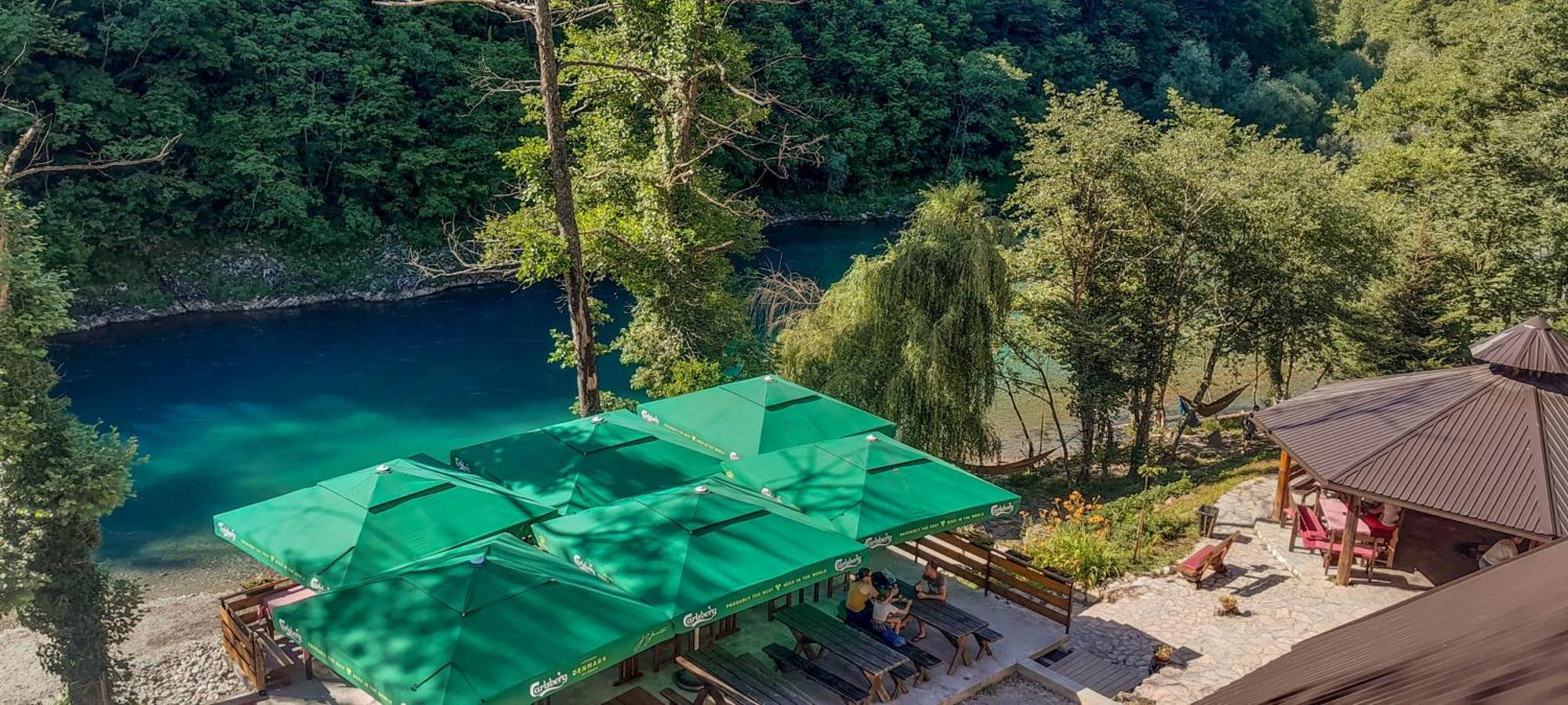 Rafting Camp Encijan Hotel Foca Exterior photo
