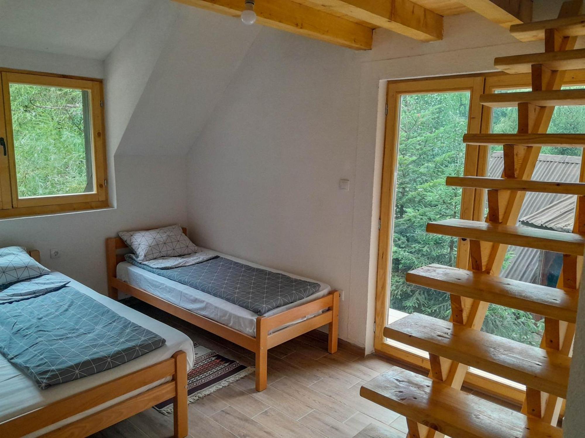 Rafting Camp Encijan Hotel Foca Exterior photo