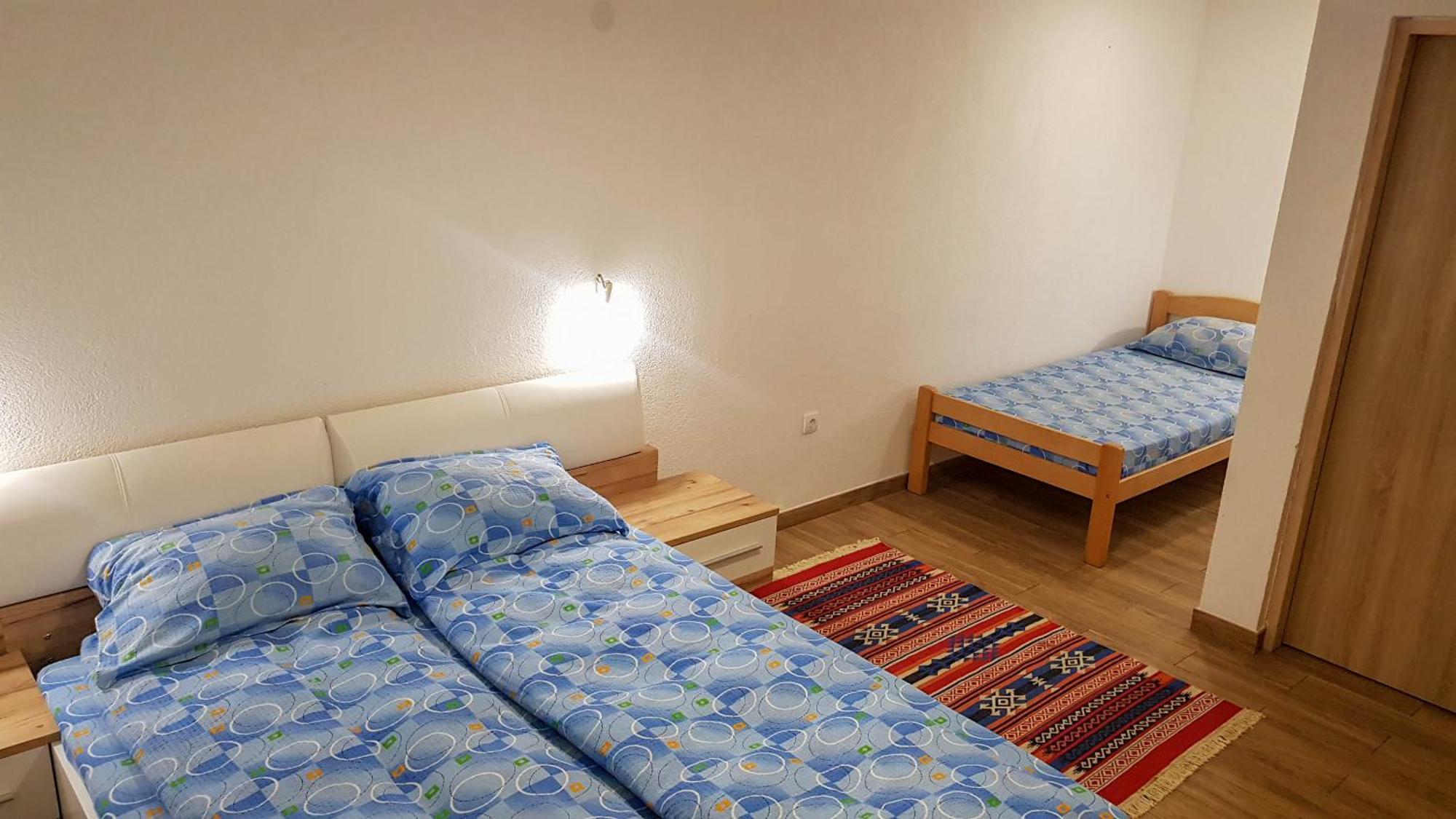 Rafting Camp Encijan Hotel Foca Room photo